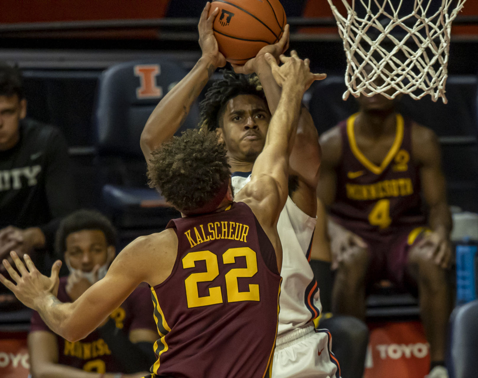 Illini Minn gallery 22 121520.JPG